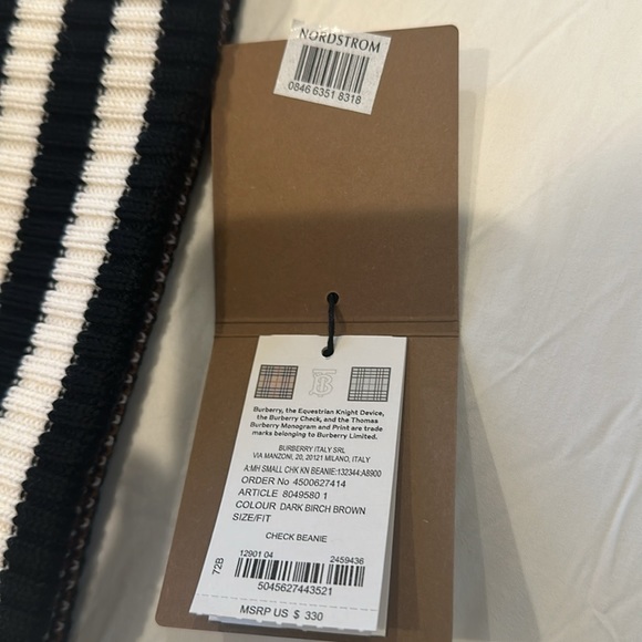 BURBERRY
Check Mashup Beanie 🆕 No Low Ballers please! - Picture 3 of 5